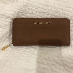 michael kors wallet